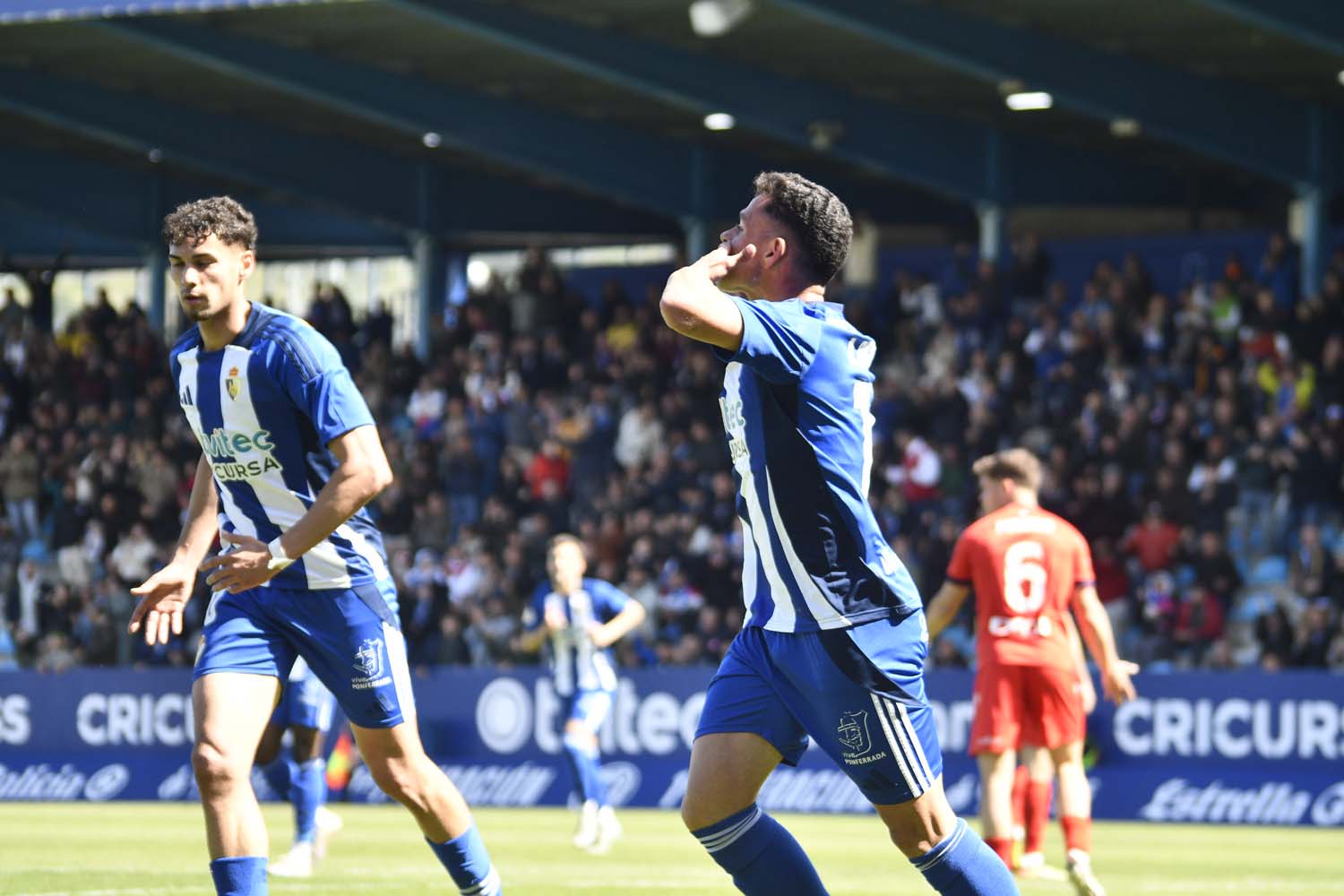 Gol de Bustos frente al Osasuna (11) Gol de Bustos frente al Osasuna (11)
