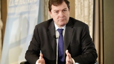 Leticia Pérez ICAL. El presidente de la Junta y del PP de Castilla y León, Alfonso Fernández Mañueco, participa en las ''Conversaciones Políticas'' del Club de Prensa El Mundo Diario de Castilla y León.