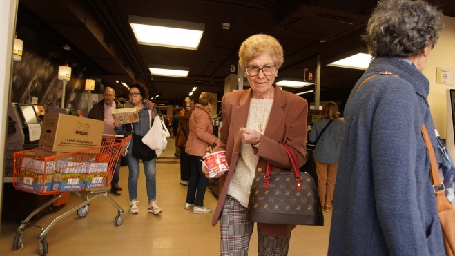 César Sánchez ICAL. Estos fueron los productos más vendido en tiendas y supermercados durante el apagón en España