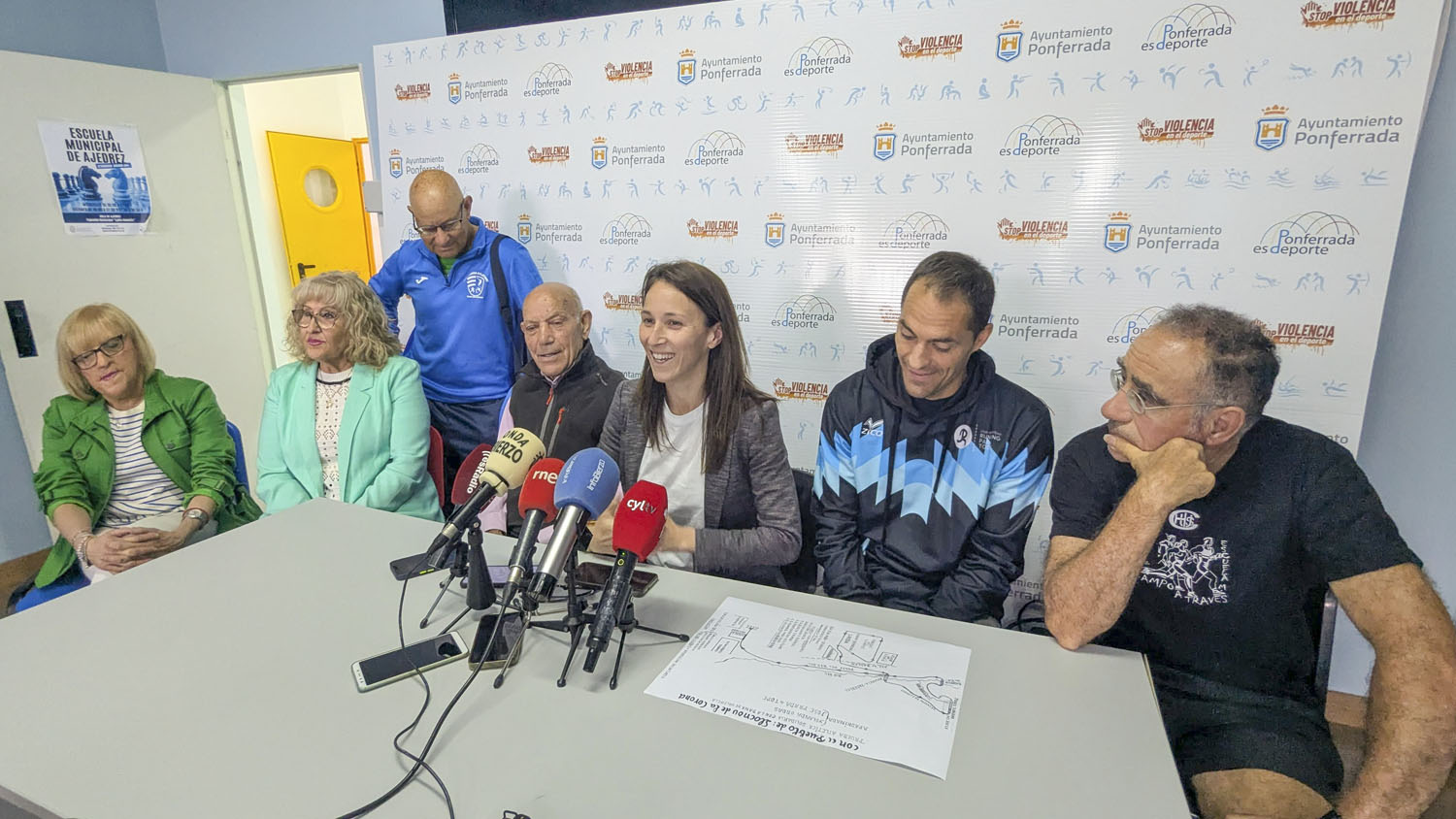 Marcha El Bierzo no se olvida de Valencia (1)