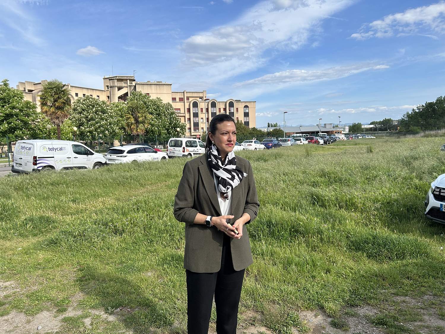 Aparcamiento Flores del Sil Aparcamiento Flores del Sil