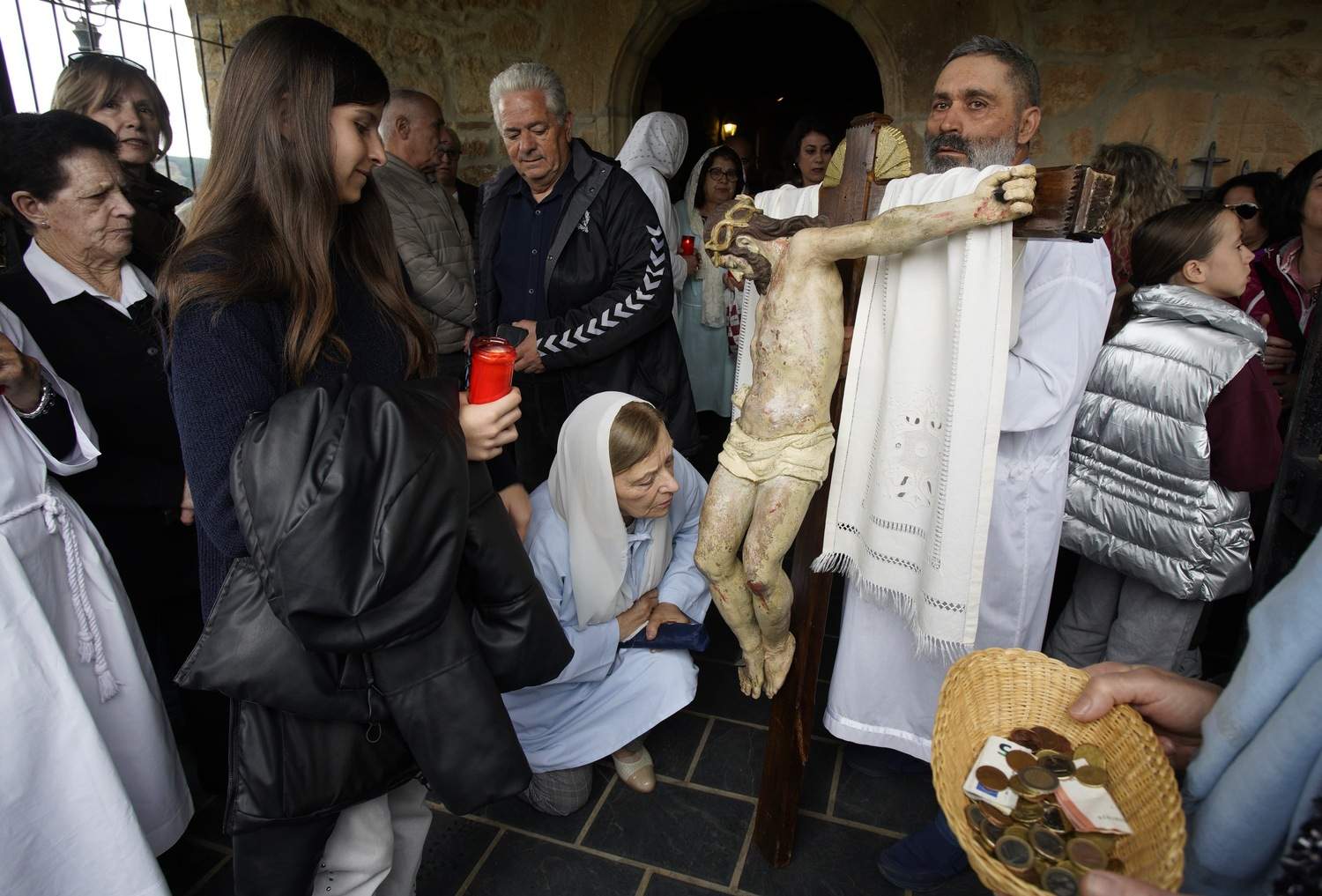 Quintana de Fuseros (Igüeña) celebra su Procesión de los Amortajados | César Sánchez / ICAL Quintana de Fuseros (Igüeña) celebra su Procesión de los Amortajados | César Sánchez / ICAL