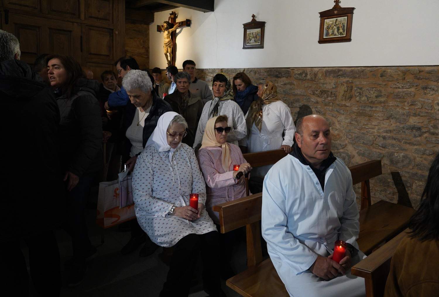 Quintana de Fuseros (Igüeña) celebra su Procesión de los Amortajados | César Sánchez / ICAL Quintana de Fuseros (Igüeña) celebra su Procesión de los Amortajados | César Sánchez / ICAL
