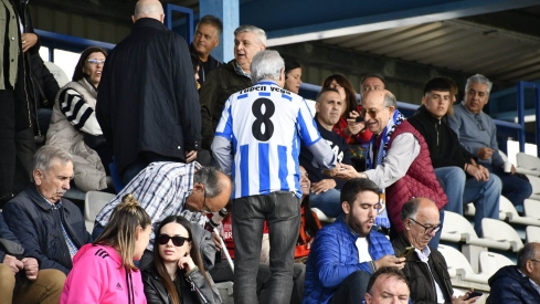 Así disfrutó El Toralín de la victoria que acerca a la Ponferradina al liderato | Dani Merino Así disfrutó El Toralín de la victoria que acerca a la Ponferradina al liderato | Dani Merino