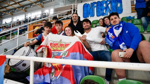 El Lydia Valentín vibró pese al adiós del Clínica Ponferrada de los playoffs de ascenso | Dani Merino El Lydia Valentín vibró pese al adiós del Clínica Ponferrada de los playoffs de ascenso | Dani Merino