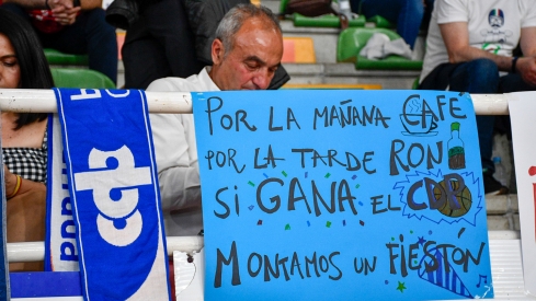 El Lydia Valentín vibró pese al adiós del Clínica Ponferrada de los playoffs de ascenso | Dani Merino El Lydia Valentín vibró pese al adiós del Clínica Ponferrada de los playoffs de ascenso | Dani Merino