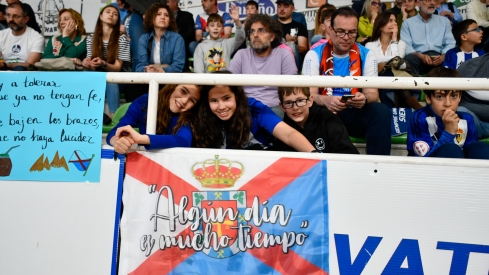 El Lydia Valentín vibró pese al adiós del Clínica Ponferrada de los playoffs de ascenso | Dani Merino El Lydia Valentín vibró pese al adiós del Clínica Ponferrada de los playoffs de ascenso | Dani Merino