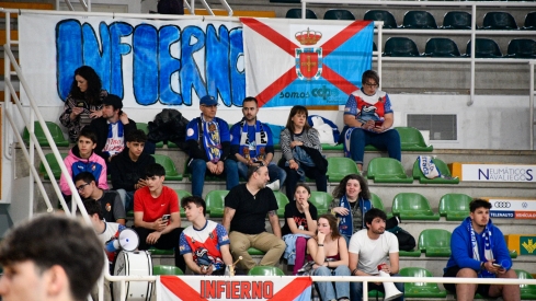 El Lydia Valentín vibró pese al adiós del Clínica Ponferrada de los playoffs de ascenso | Dani Merino El Lydia Valentín vibró pese al adiós del Clínica Ponferrada de los playoffs de ascenso | Dani Merino