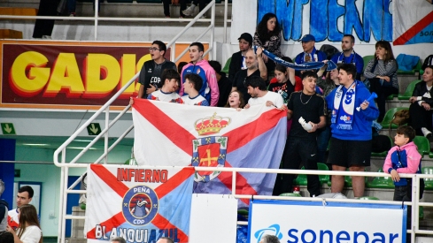 El Lydia Valentín vibró pese al adiós del Clínica Ponferrada de los playoffs de ascenso | Dani Merino El Lydia Valentín vibró pese al adiós del Clínica Ponferrada de los playoffs de ascenso | Dani Merino