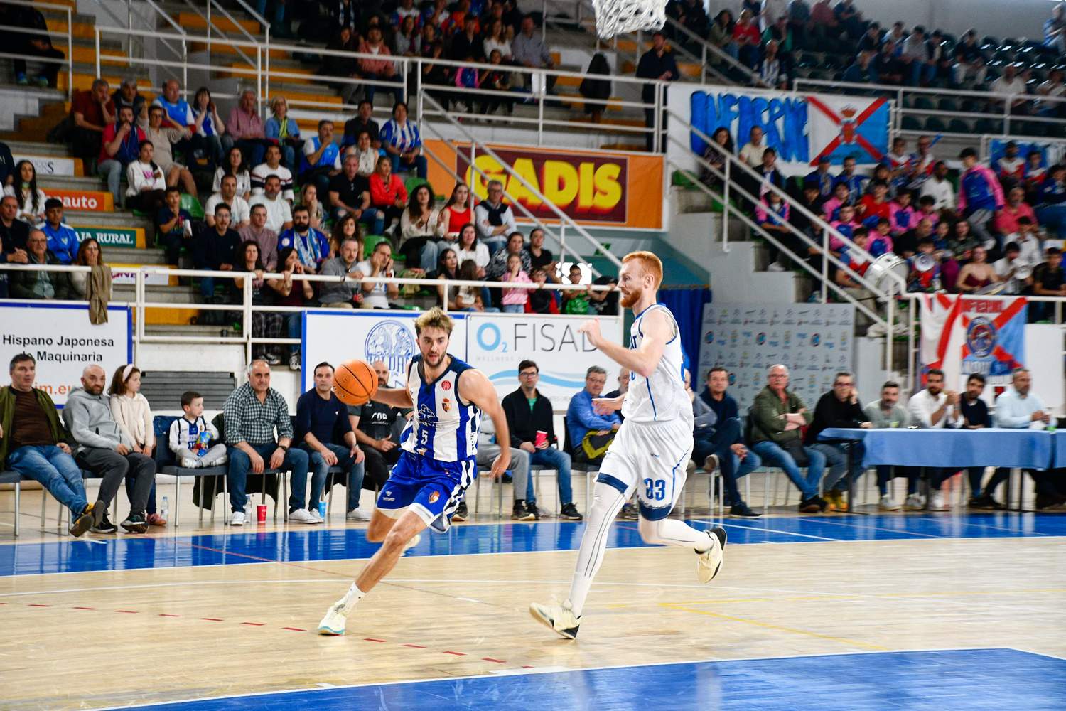 El Lydia Valentín vibró pese al adiós del Clínica Ponferrada de los playoffs de ascenso | Dani Merino El Lydia Valentín vibró pese al adiós del Clínica Ponferrada de los playoffs de ascenso | Dani Merino