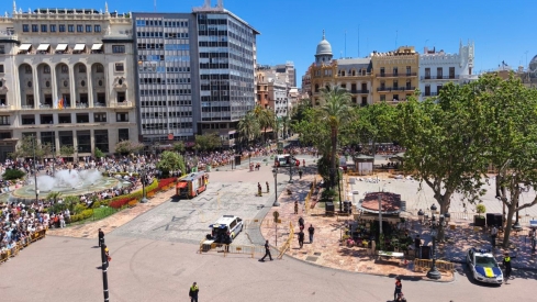 Pibierzo llena de color Valencia en una mascletà en honor a la madres | Ayuntamiento de Valencia