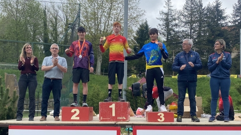 Enol Torre en el podio 