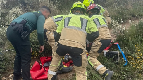 Trasladada al Hospital del Bierzo una peregrina alemana, rescatada en El Acebo con un tobillo fracturado