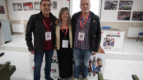 César Sánchez  ICAL . El secretario general de UGT Federación de Industria, Construcción y Agro, FICA Bierzo, Manuel Cuadrado Blanco y la secretaria general de UGT FICA Castilla y León, Sandra Vega Hernández.