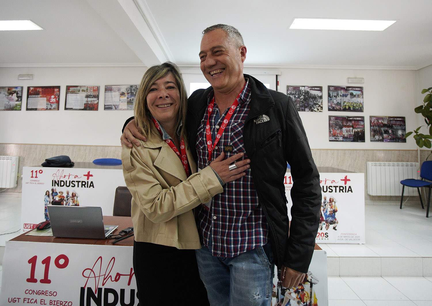César SánchezICAL . El secretario general de UGT Federación de Industria, Construcción y Agro, FICA Bierzo, Manuel Cuadrado Blanco y la secretaria general de UGT FICA Castilla y León, Sandra Vega Hernández 1