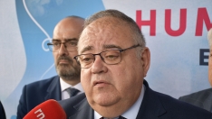 El Hospital del Bierzo mantiene dos oncólogos en plantilla, mientras el Consejero de Sanidad confía en hacer atractivo el centro 