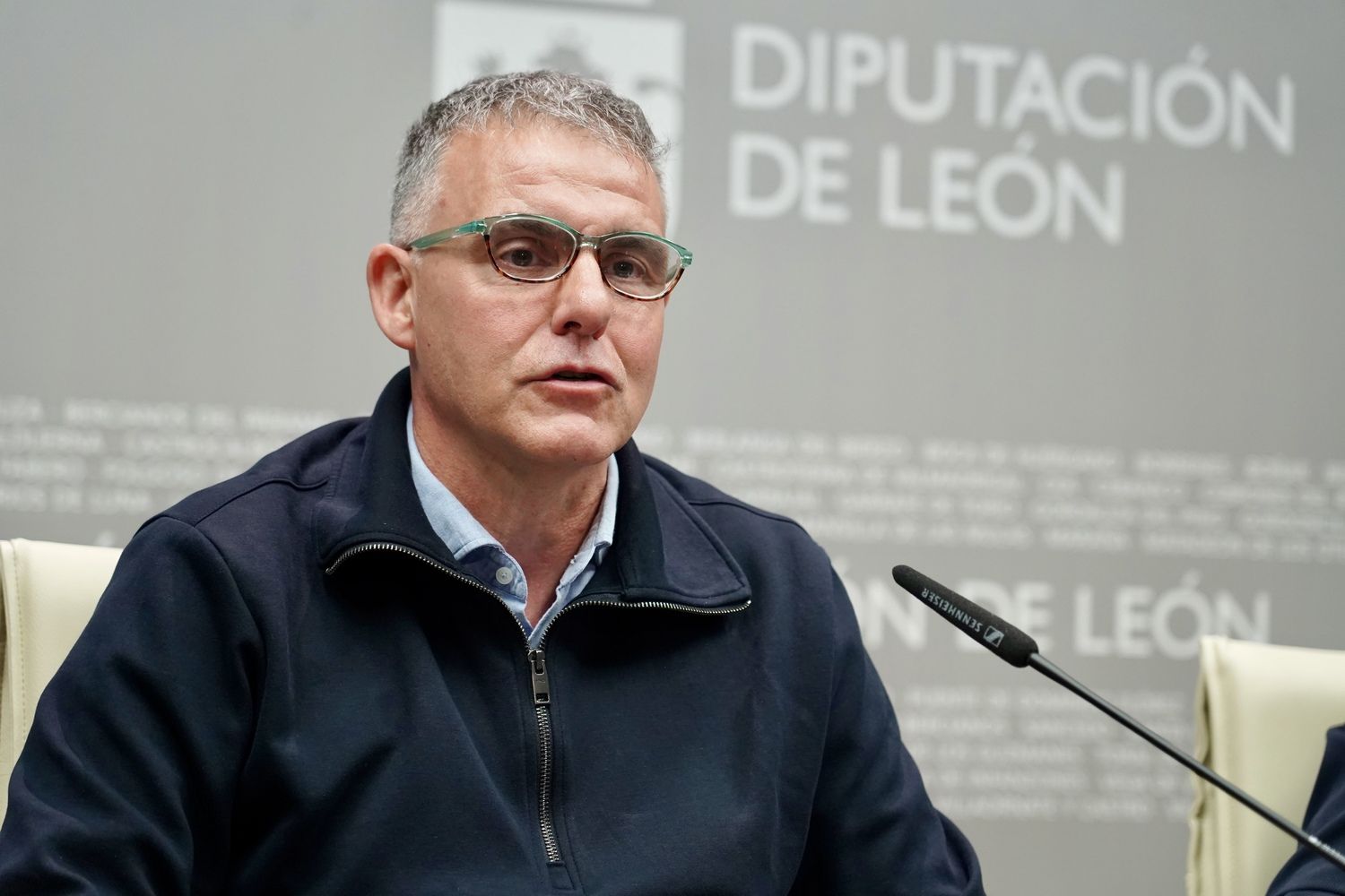 el representante del Aula Geológica de Robles y miembro de la asociación Amigos de Sierra Pambley, Policarpo Fernández López | Campillo / ICAL el representante del Aula Geológica de Robles y miembro de la asociación Amigos de Sierra Pambley, Policarpo Fernández López | Campillo / ICAL