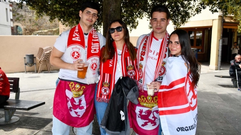 Aficionados de la Cultural antes del derbi Aficionados de la Cultural antes del derbi