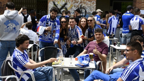 Los aficionados de la Ponferradina en la previa al derbi Los aficionados de la Ponferradina en la previa al derbi