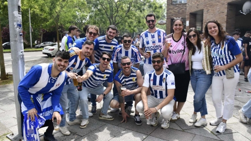 Los aficionados de la Ponferradina en la previa al derbi Los aficionados de la Ponferradina en la previa al derbi