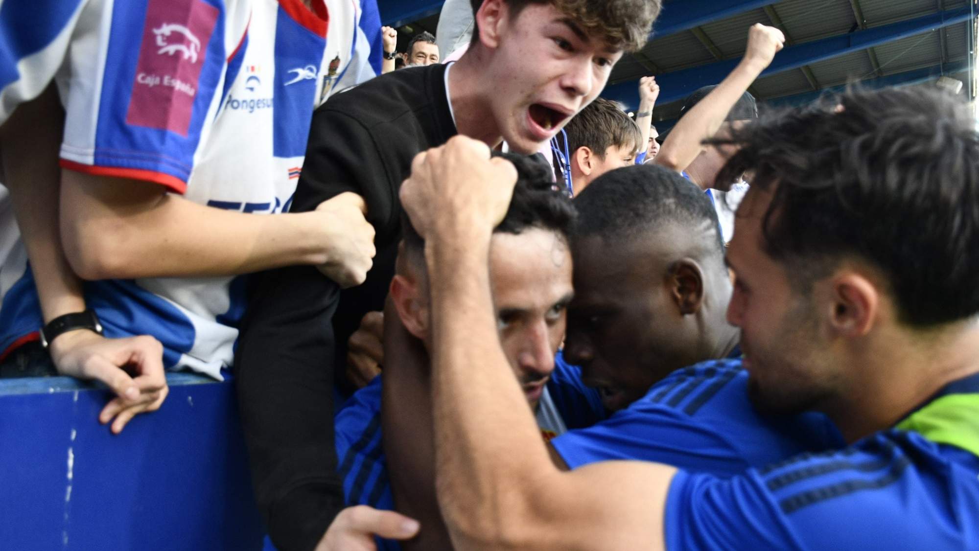 Gol de la victoria de la Ponferradina en el derbi