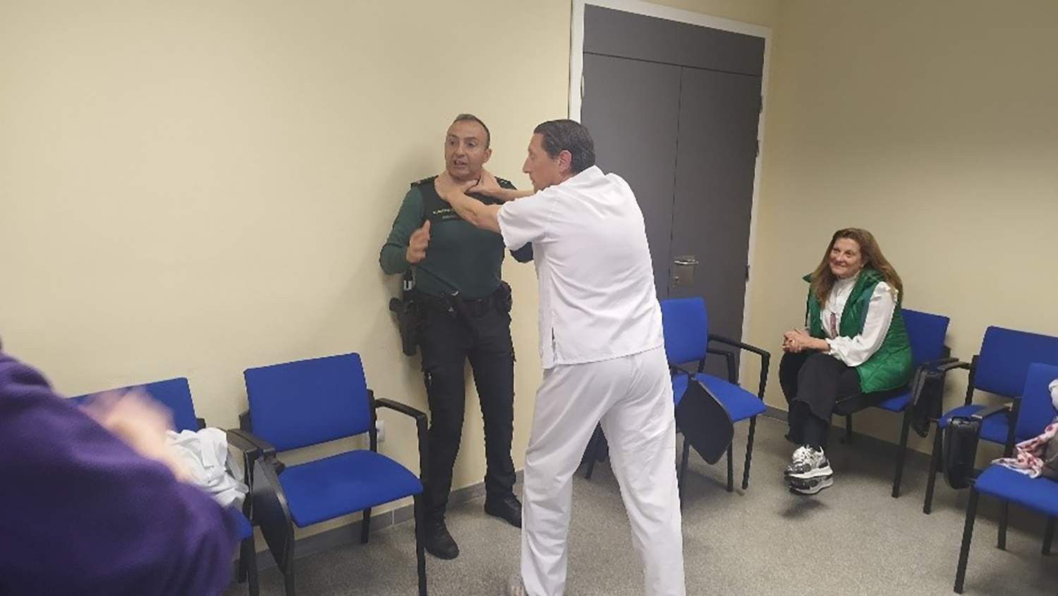 Charla prevención agresiones sanitarios Bierzo Charla prevención agresiones sanitarios Bierzo