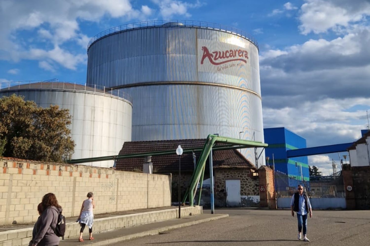 Azucarera anuncia el cierre de su planta en La Bañeza