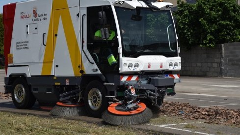 Más de 250.000 € para una nueva máquina barredora destinada a la mancomunidad de Bierzo Central