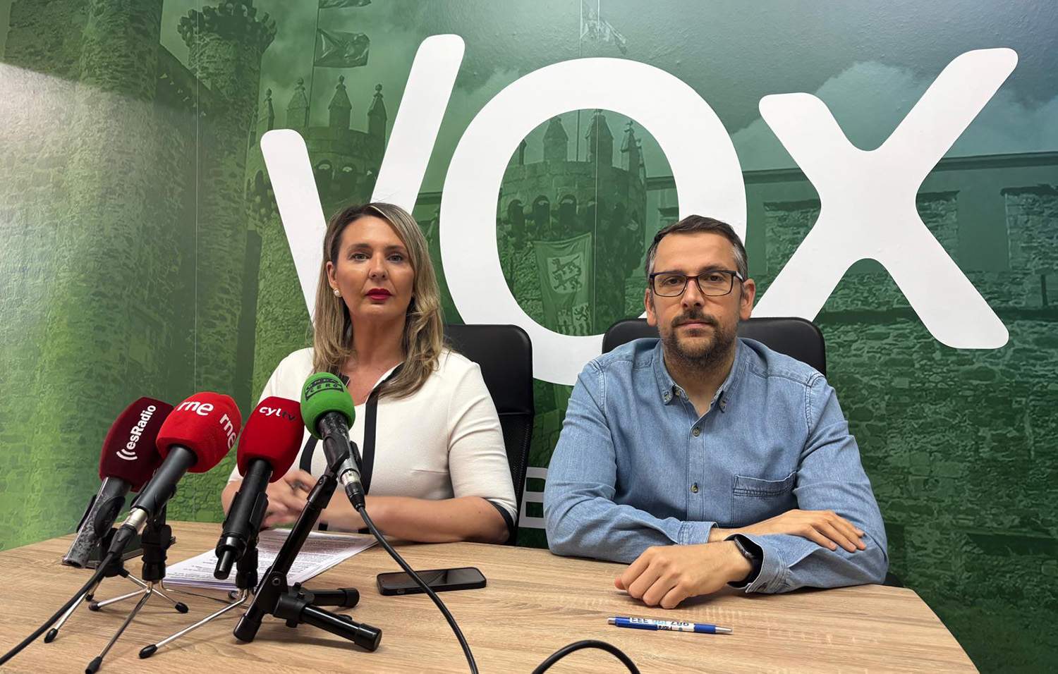 VOX exige la dimisión del concejal de Hacienda de Ponferrada y la bajada de sueldos del equipo de Gobierno ante "el continuo despilfarro"