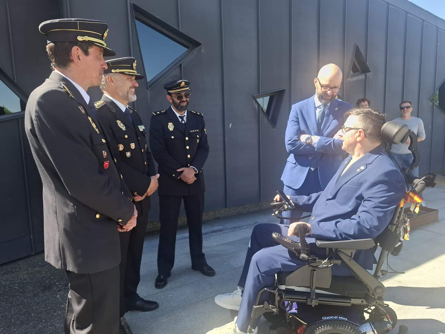 Reconocimiento al Policía Nacional Ismael