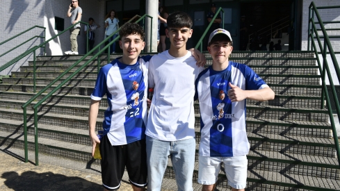 La afición de la Ponferradina en el pabellón en El Toraín La afición de la Ponferradina en el pabellón en El Toraín