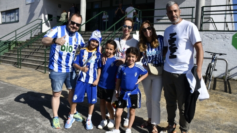 La afición de la Ponferradina en el pabellón en El Toraín La afición de la Ponferradina en el pabellón en El Toraín