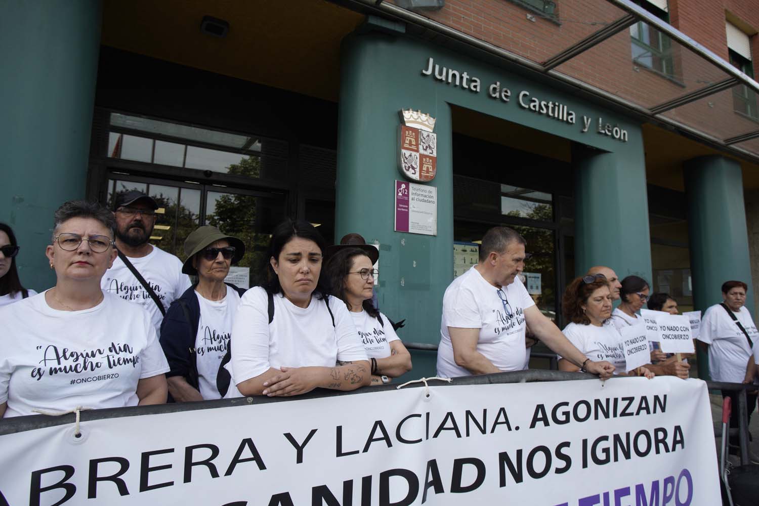 César Sánchez ICAL. Concentración de a plataforma Oncobierzo frente a la sede de la Junta en Ponferrada (8) César Sánchez ICAL. Concentración de a plataforma Oncobierzo frente a la sede de la Junta en Ponferrada (8)