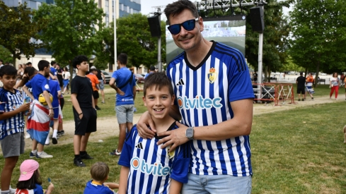 Pantalla en La Rosaleda para animar a la Ponferradina (20)