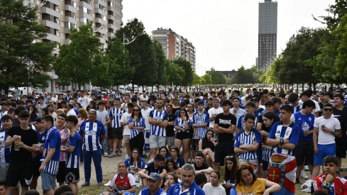 Pantalla en La Rosaleda para animar a la Ponferradina (43)