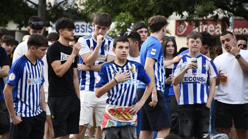 Pantalla en La Rosaleda para animar a la Ponferradina (78)