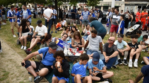 Pantalla en La Rosaleda para animar a la Ponferradina (99)