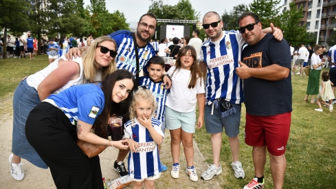 Pantalla en La Rosaleda para animar a la Ponferradina (103)