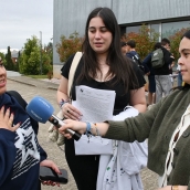 Preuniversitarios haciendo la PAU (4)