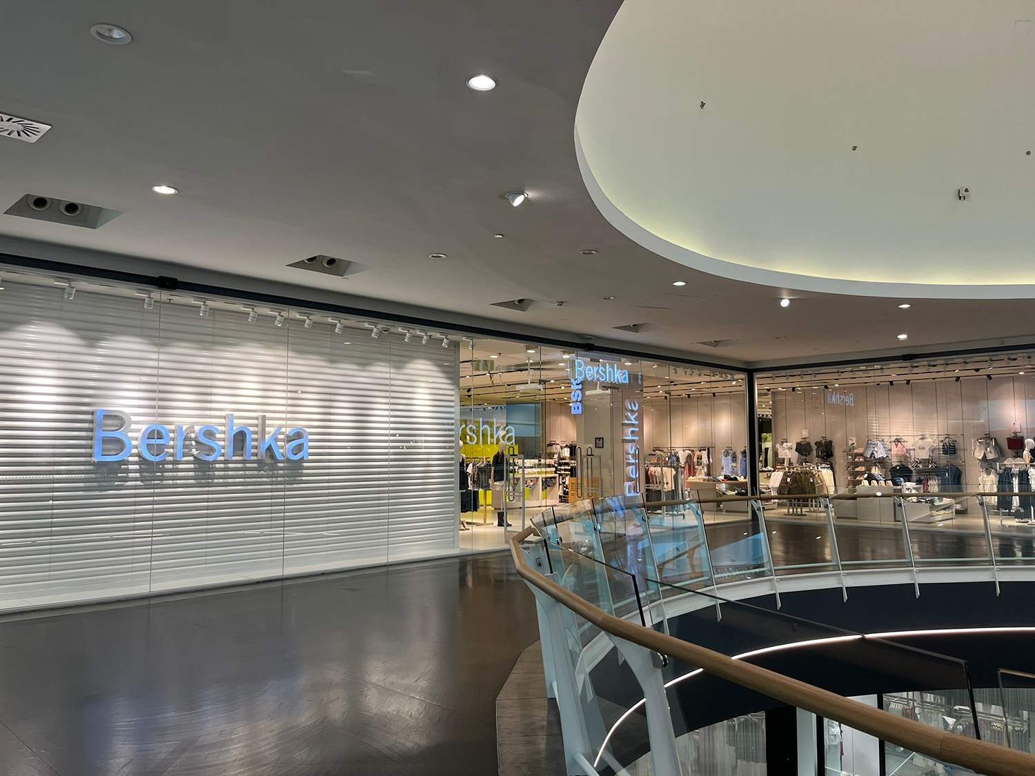 Tienda de Bershka en El Rosal de Ponferrada 5