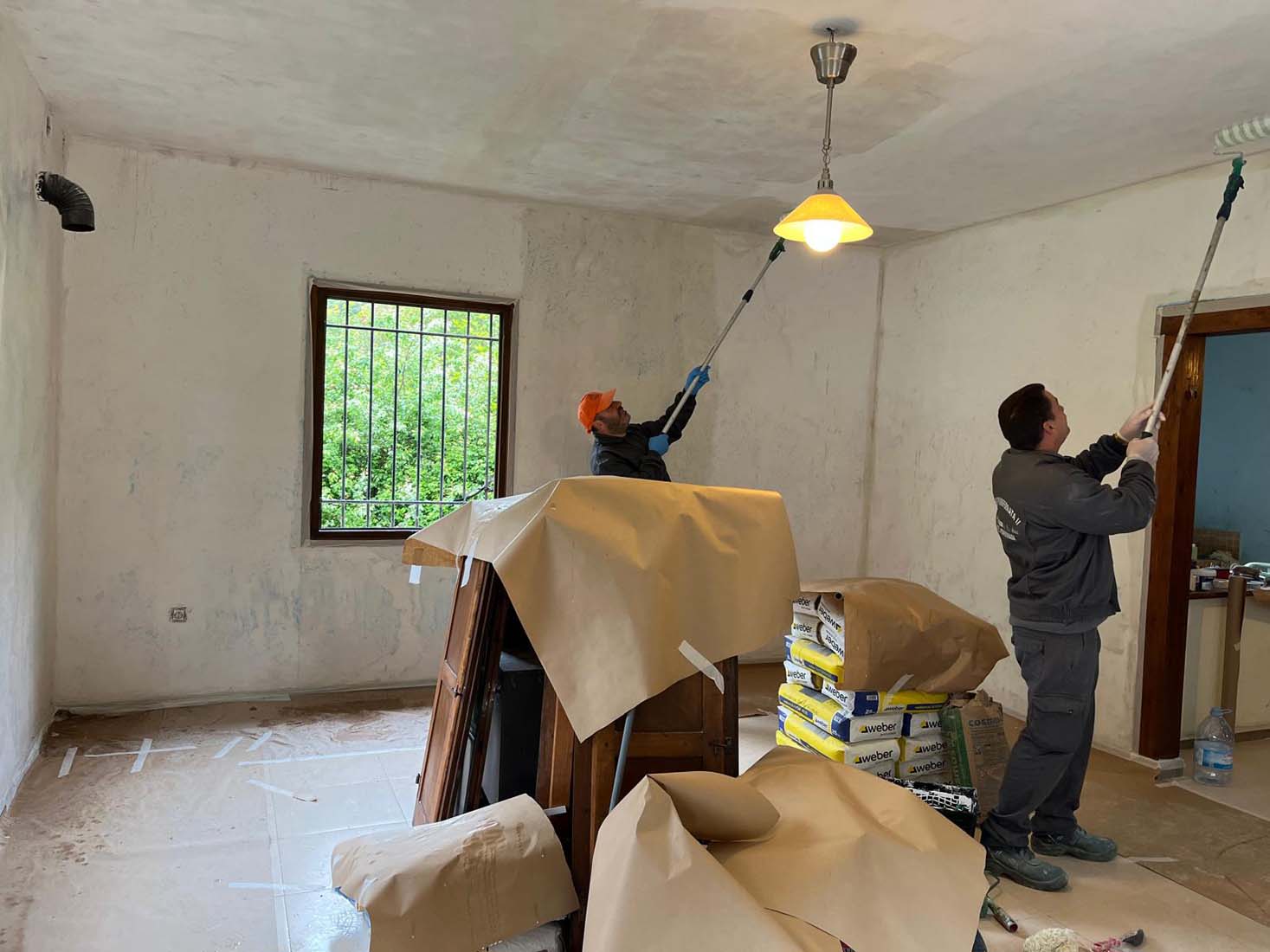 Trabajos de rehabilitación de las antiguas escuelas de Valdefrancos 