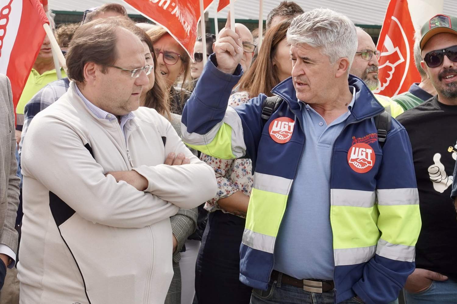 Concentración de los trabajadores de Azucarera en La Bañeza (León) (3)