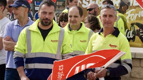 Concentración de los trabajadores de Azucarera en La Bañeza (León) (10)