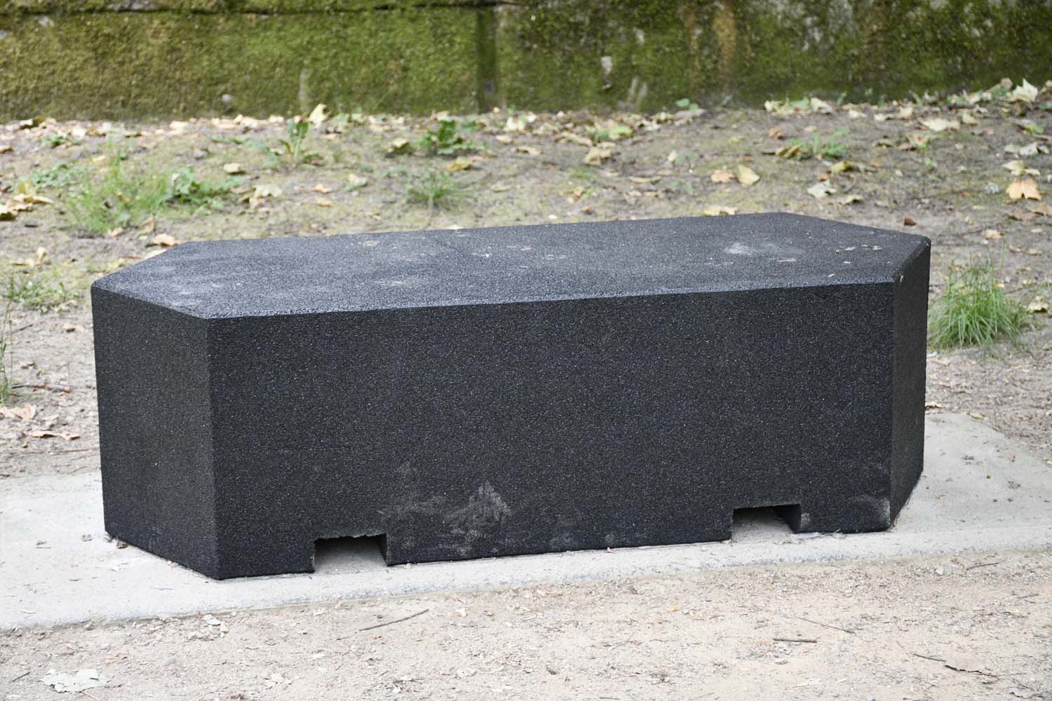 Bancos del paseo del Sil de Ponferrada Bancos del paseo del Sil de Ponferrada