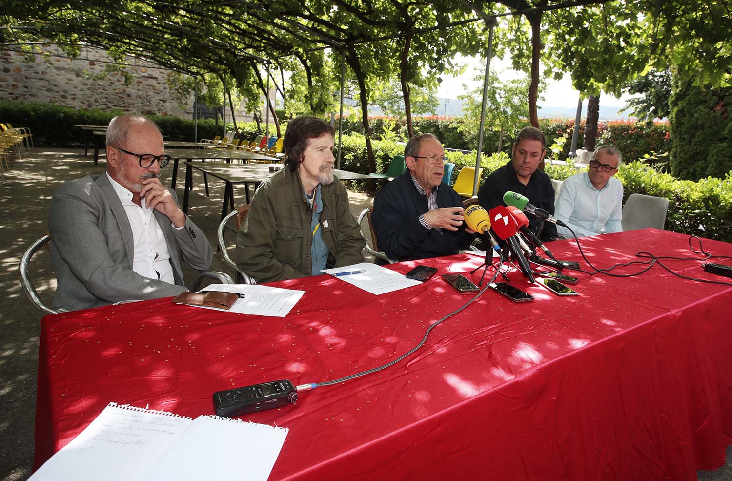 César Sánchez ICAL . Acto de presentación del programa de actos previsto con motivo de la celebración del 25 Aniversario del Albergue de Peregrinos de Ponferrada San Nicolás de Flüe.