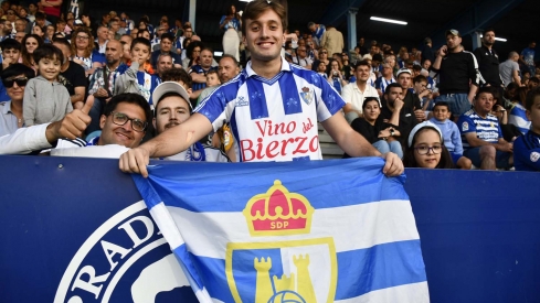 Partido entre la Ponferradina y el Antequera (49) Partido entre la Ponferradina y el Antequera (49)