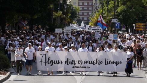 César Sánchez ICAL. Manifestación de la plataforma Oncobierzo (2)