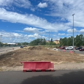 Obras del nuevo aparcamiento de Flores del Sil 