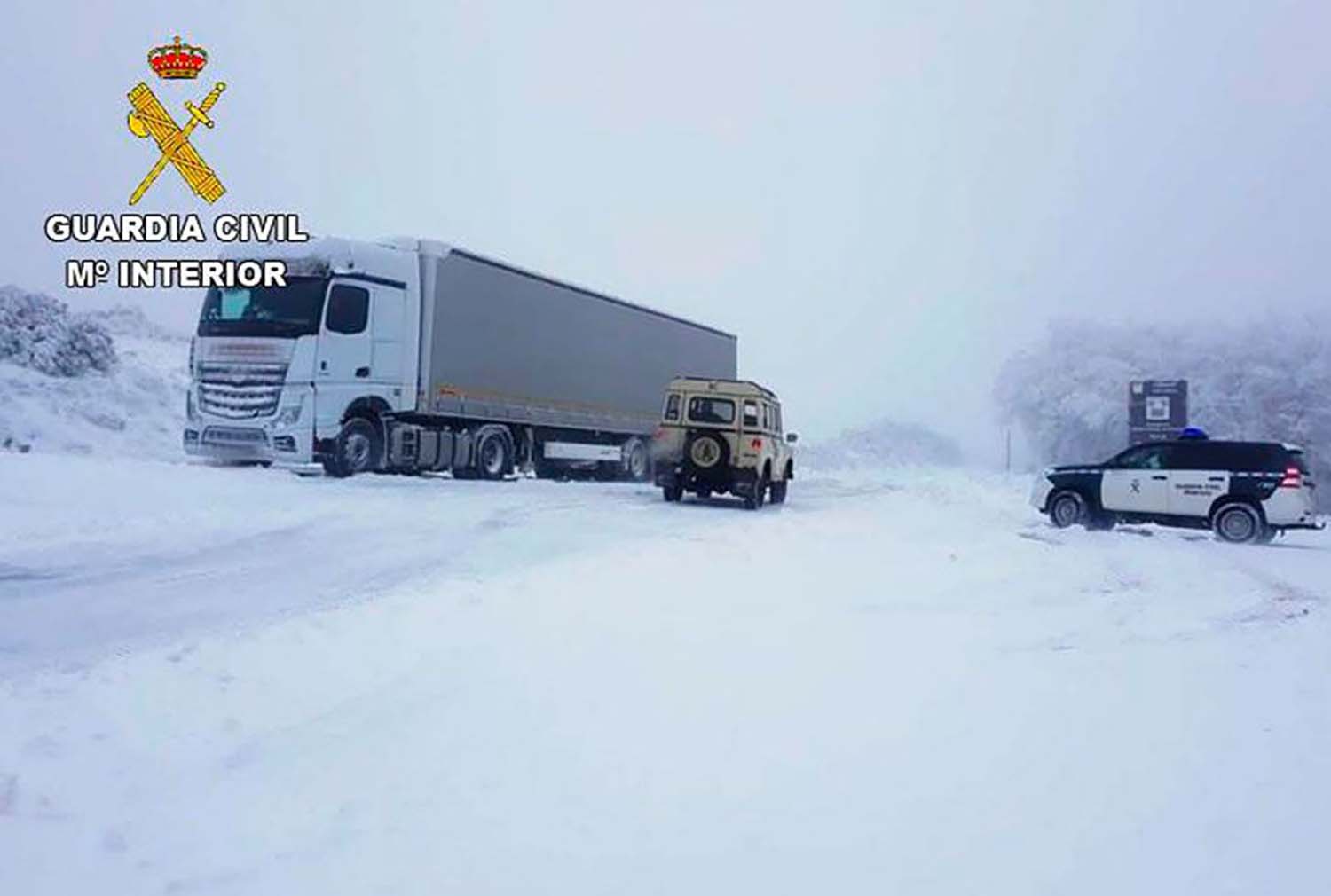 Los puertos de Foncebadón y Piedrafita estrenarán señalización inteligente en tiempo real ante condiciones adversas Los puertos de Foncebadón y Piedrafita estrenarán señalización inteligente en tiempo real ante condiciones adversas