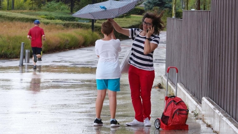 Imagen de archivo de un temporal de lluvias y tormentas | Alerta amarilla en todo El Bierzo para las próximas horas por fuertes tormentas y vientos que se eleva a naranja en Villablino